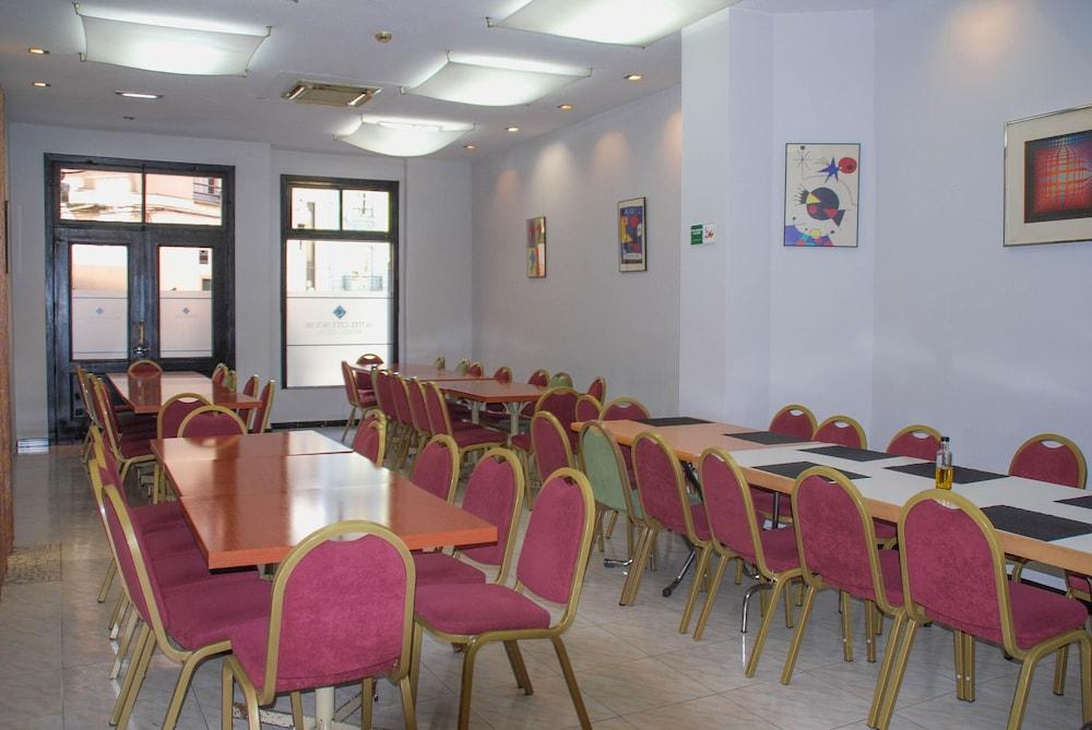 Hotel Faranda Pathos Gijon, Ascend Hotel Collection Екстер'єр фото