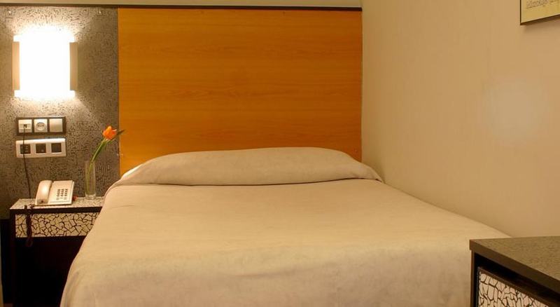 Hotel Faranda Pathos Gijon, Ascend Hotel Collection Екстер'єр фото